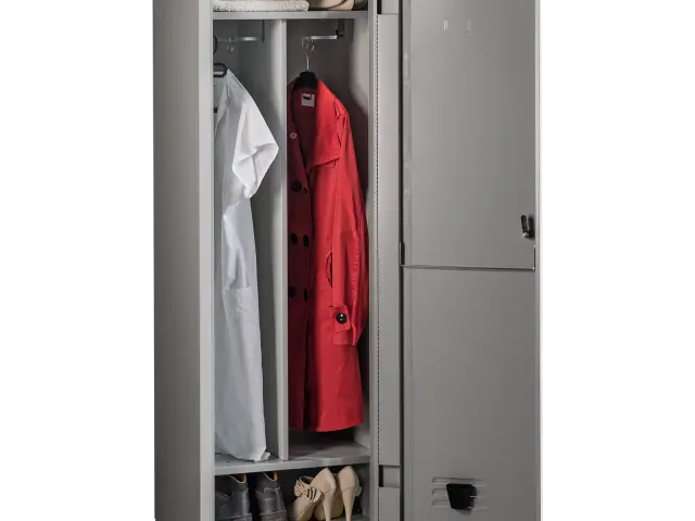 Válaszfalas, cipőtartós öltözőszekrény - 